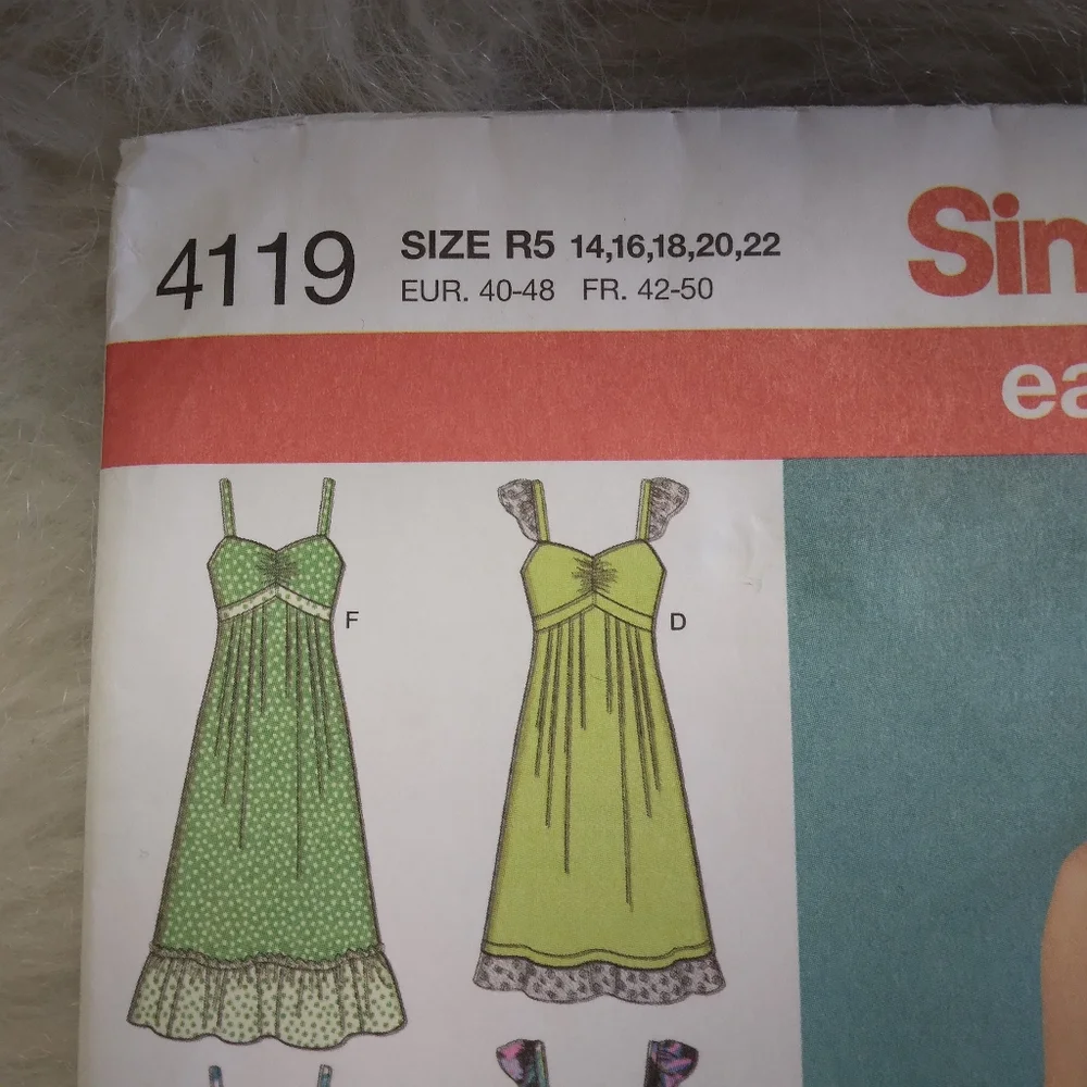 SIMPLICITY 4119 SZ 14-22 Easy-to-Sew Sleeveless Dress In Variations